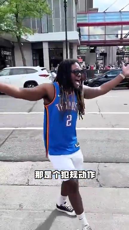 數(shù)據(jù)很炸+帶隊(duì)總決賽！但亞歷山大似乎非常不受美國球迷待見啊